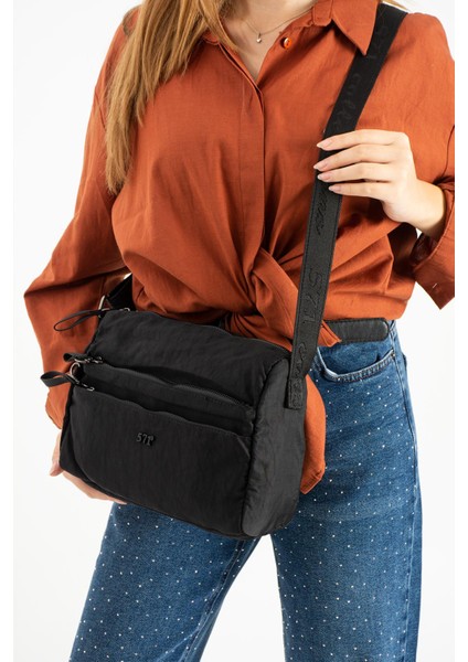 Yumuşak Dokulu Ultra Hafif, Esnek ve Su Geçirmez Polyamid Kumaş Omuz Çantası siyah Model: (571-13-14C)