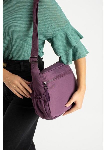 Yumuşak Dokulu Ultra Hafif, Esnek ve Su Geçirmez Polyamid Kumaş Omuz Çantası Mor Model: (571-13-14C) modelleri