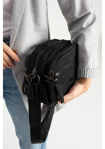 Yumuşak Dokulu Ultra Hafif, Esnek ve Su Geçirmez Polyamid Kumaş Omuz Çantası Siyah Model: (571-13-14E) modelleri