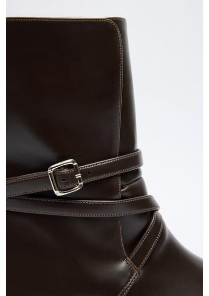 Bot 2513 - Çapraz Kemer Detaylı Acı Kahve Kadın Bot fırsatları