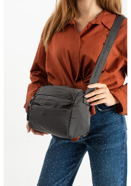 Yumuşak Dokulu Ultra Hafif, Esnek ve Su Geçirmez Polyamid Kumaş Omuz Çantası Gri Model: (571-13-14C) fiyatları