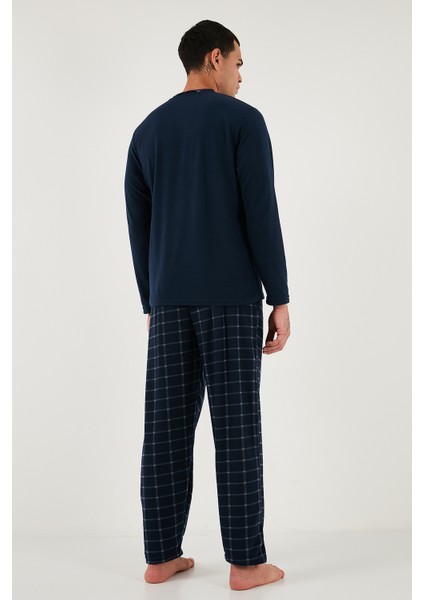 Ekoseli Yumuşak Dokulu Regular Fit Uzun Kollu Pijama Takımı Erkek Pijama Takımı 609611030