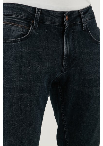 Pamuklu Regular Fit Normal Bel Boru Paça Jeans Erkek Kot Pantolon 2211C25PARMA indirimleri