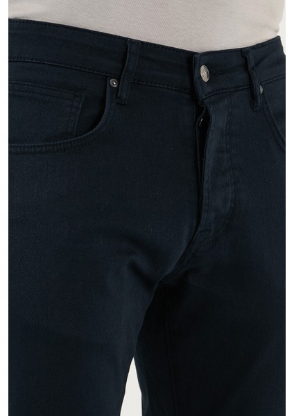 Streç Pamuklu Slim Fit Normal Bel Dar Paça Jeans Erkek Kot Pantolon 1115C24NAPOLI indirimleri
