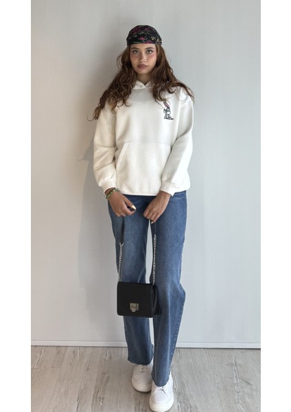 Kadın Kapüşonlu Baskı Detaylı Kanguru Cepli Oversize Sweatshirt fırsatları