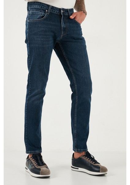 Pamuklu Regular Fit Normal Bel Boru Paça Jeans Erkek Kot Pantolon 2211C35PARMA modelleri