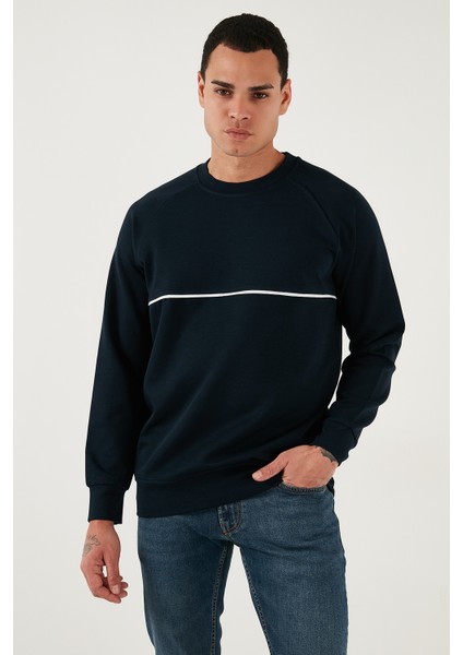 Pamuklu Şerit Detaylı Relaxed Fit Bisiklet Yaka Sweat Erkek Sweat 5901227 fiyatları