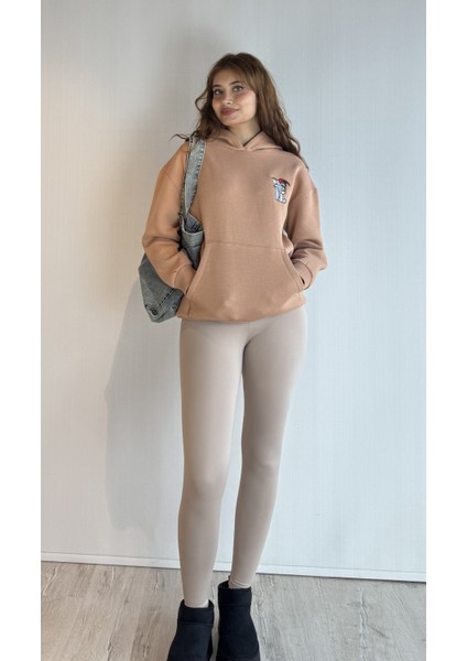 Kadın Kapüşonlu Baskı Detaylı Kanguru Cepli Oversize Sweatshirt fırsatları
