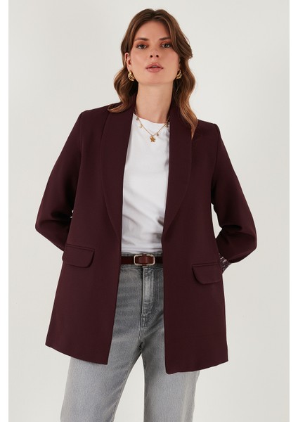 Regular Fit Klasik Yaka Desenli Astar Detaylı Blazer Ceket Bayan Ceket 6839227 modelleri