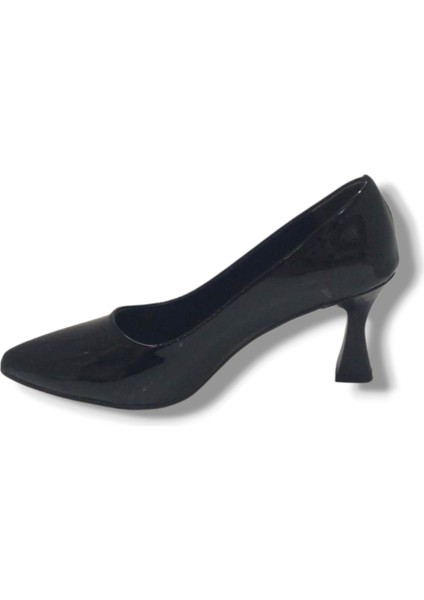 678-26 Rugan Deri Ince Topuk Kadın Ayakkabı modelleri