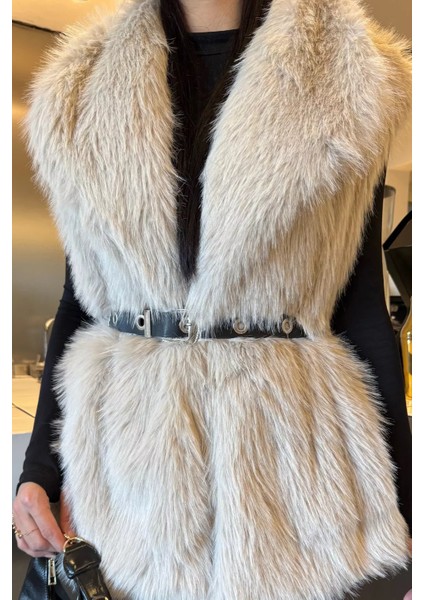 Kadın Iç Astarlı Sakallı Kürklü Yelek (S-M-L-Xl Beden Uyumludur.) P-00018442 modelleri