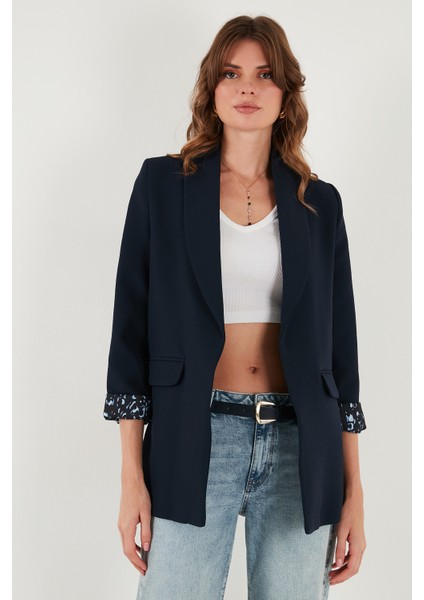Regular Fit Klasik Yaka Desenli Astar Detaylı Blazer Ceket Bayan Ceket 6839227