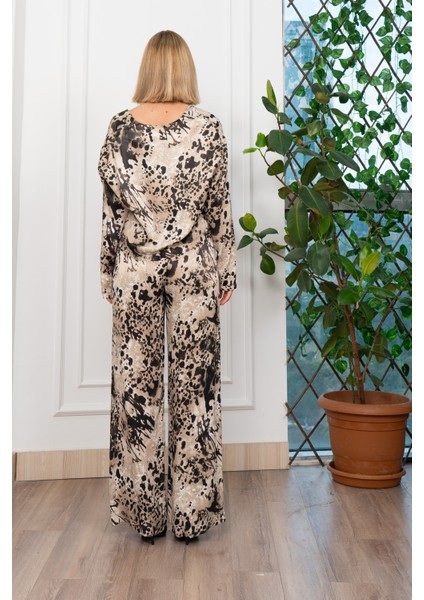 Desenli Önden Bağlamalı Bluz ve Beli Lastikli Boru Paça Pantolon Takım 1255 fiyatları