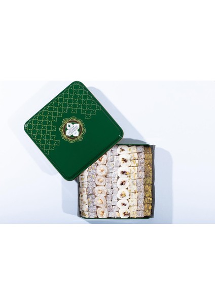 Yeşil Metal Kutu Delüks Karışık Lokum 650 gr