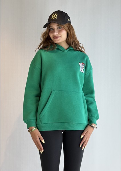 Kadın Kapüşonlu Baskı Detaylı Kanguru Cepli Oversize Sweatshirt modelleri