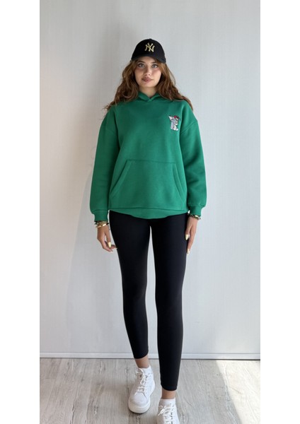 Kadın Kapüşonlu Baskı Detaylı Kanguru Cepli Oversize Sweatshirt fırsatları