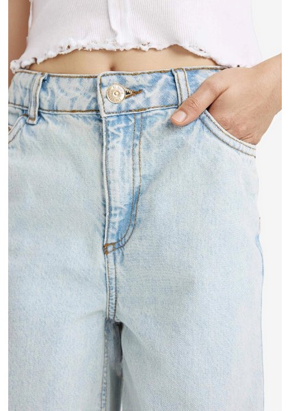 Kız Çocuk Wide Leg Yırtık Detaylı Geniş Paça Jean Pantolon Z4708A625SP indirimleri