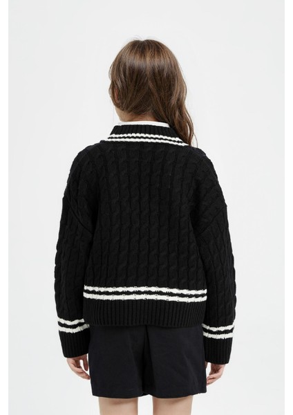 Kız Çocuk V Yaka Saç Örgülü Triko Kazak D8557A8NS fırsatları