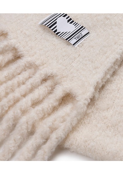 Patch'li Püsküllü Atkı TW6250067008096 modelleri