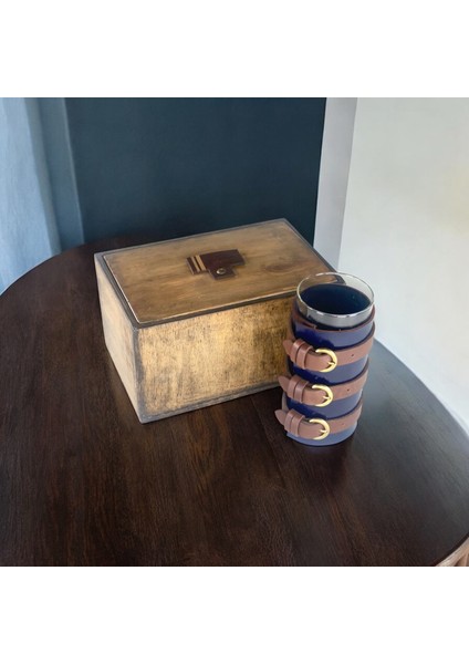 Bee Medium Deri Kaplama Cam Vazo indirimleri