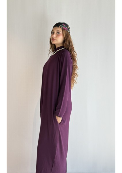 Kadın Yarım Balıkçı Yaka Uzun Kol Oversize Uzun Boy Elbise