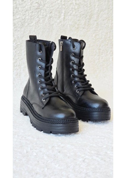 Melinta Fermuarlı Bağcıklı Kadın Bot M0052