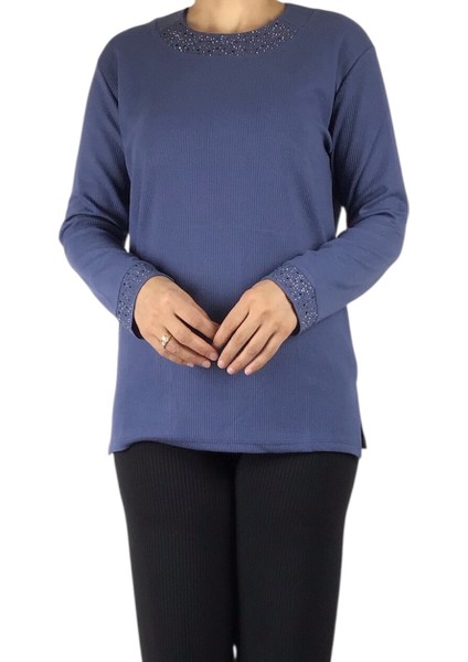 Kadın Yaka ve Kol Ağzı Taş Işlemeli Mevsimlik Bluz