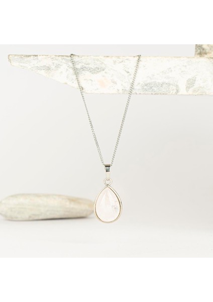 Kristal Kuvars Oval Dogal Taş Kolye