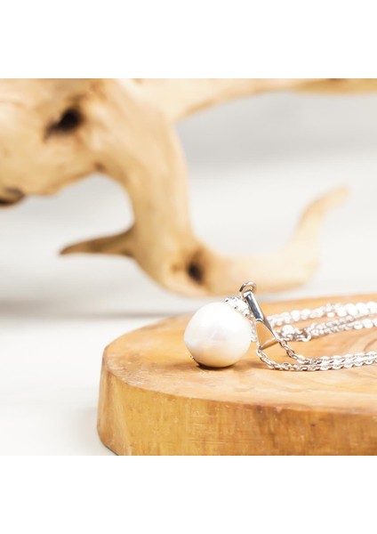 Inci Doğal Taş Küre Kolye