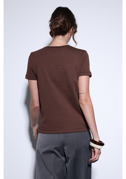 Kahve Basic Kadın T-Shirt fırsatları