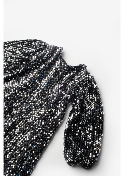 Siyah Üzeri Pullu Kadife Kız Çocuk Elbise - Oriel