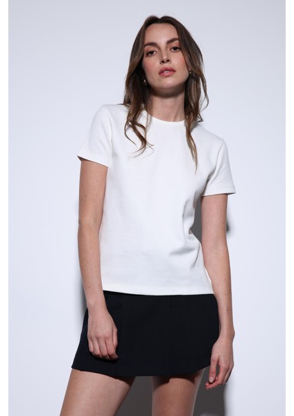 Ekru Basic Kadın T-Shirt fiyatları