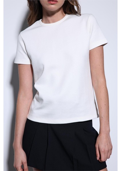 Ekru Basic Kadın T-Shirt indirimleri