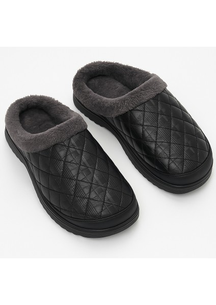 Peluş Astarlı Kapitone Siyah Kışlık Ev Terliği - Kaymaz Tabanlı