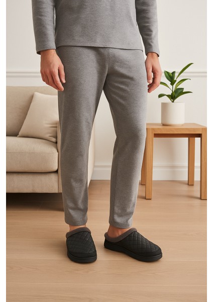 Peluş Astarlı Kapitone Siyah Kışlık Ev Terliği - Kaymaz Tabanlı modelleri