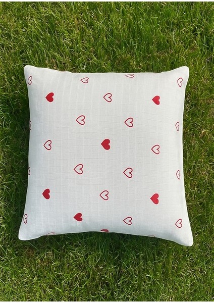 Müslin Bebek Yastık Kılıfı Kapaklı 35X45 Kalp Desenli