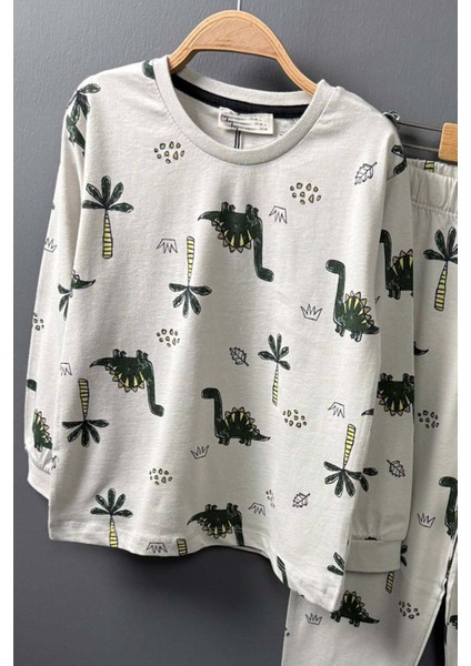 Erkek Çocuk Üzeri Palmiye Ağacı ve Dinazor Baskılı Krem Pijama Takımı indirimleri