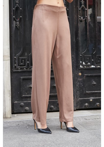 Kadın Süet Dokulu Kumaş Yüksek Bel Yan Cepli Beli Lastikli Bol Paça Palazzo Pantolon-Vizon fırsatları