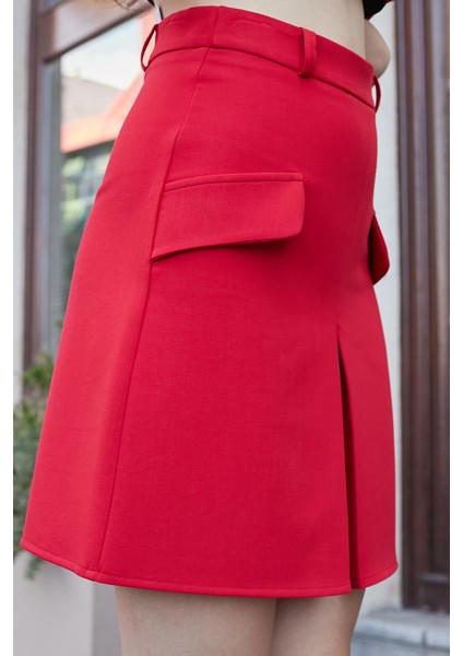 Kadın Yüksek Bel Pili Kaşeli Cep Kapaklı Hafif Esnek Kumaş Diz Üstü Çan Etek-Kırmızı fırsatları