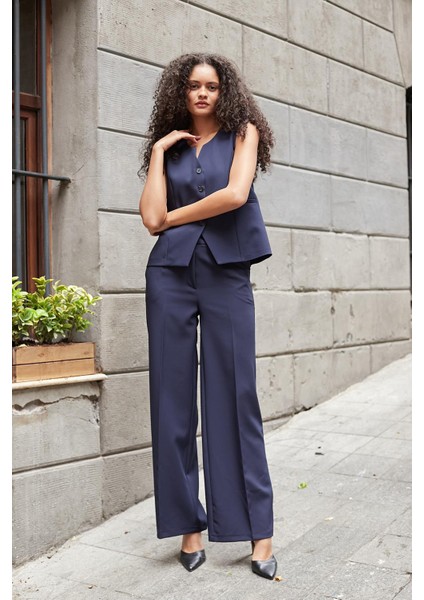 Kadın Hafif Esnek Kumaş Yüksek Bel Yan Cepli Bol Paça Palazzo Pantolon-Lacivert modelleri