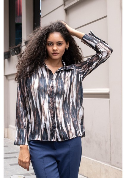 Kadın Ipeksi Dokulu Yakalı Uzun Kol Gömlek -Siyah Desen indirimleri