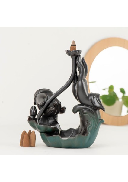 Zen El Lotus Temalı Geri Akışlı Tütsülük