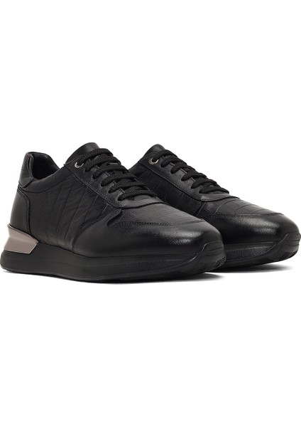 Erkek Siyah Bağcıklı Kalın Tabanlı Deri Sneaker 25WFD622214 modelleri