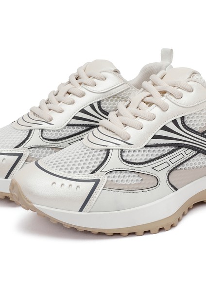 Kadın Beyaz Bağcıklı Kalın Tabanlı Sneaker 25AFD430514