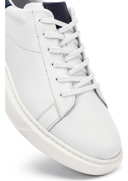 Erkek Beyaz Bağcıklı Kalın Tabanlı Deri Sneaker 25WFD685318