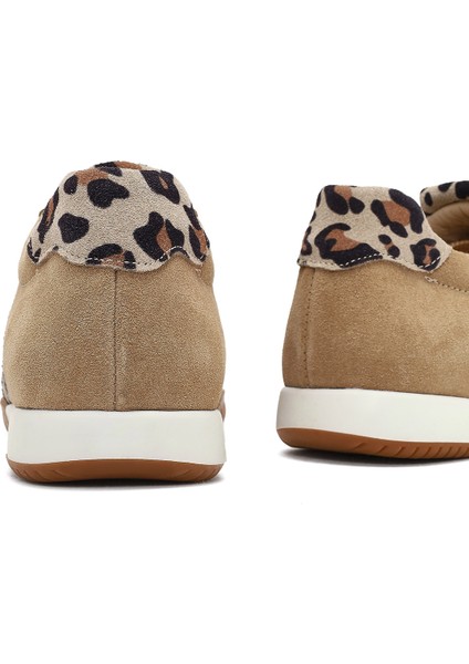 Kadın Bej Bağcıklı Süet Deri Sneaker 25AFD220810
