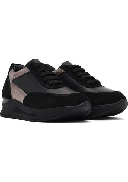 Kadın Siyah Bağcıklı Dolgu Topuklu Deri Sneaker 25AFD412714 modelleri