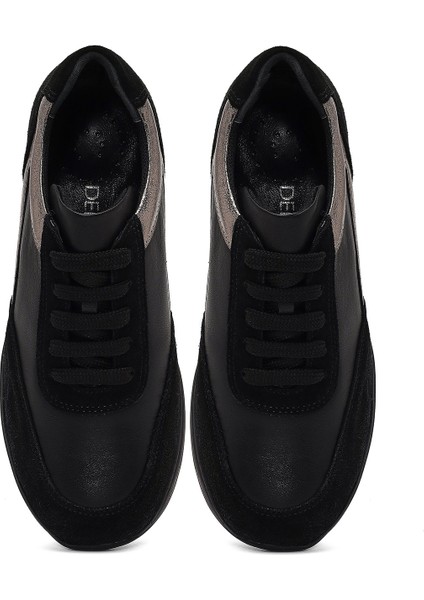 Kadın Siyah Bağcıklı Dolgu Topuklu Deri Sneaker 25AFD412714