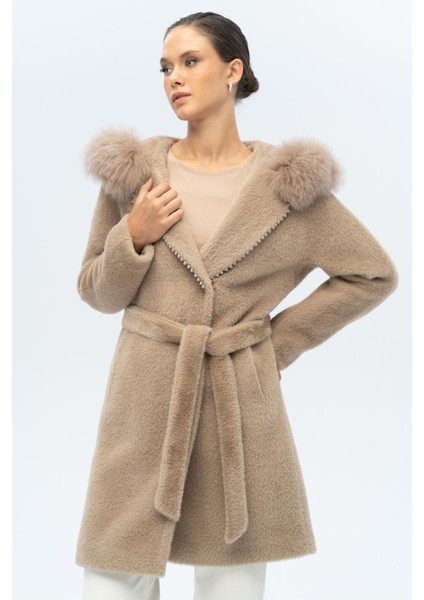 Kapüşonu Kürklü Inci Detaylı Peluş Kaban Vizon 3097-TK modelleri