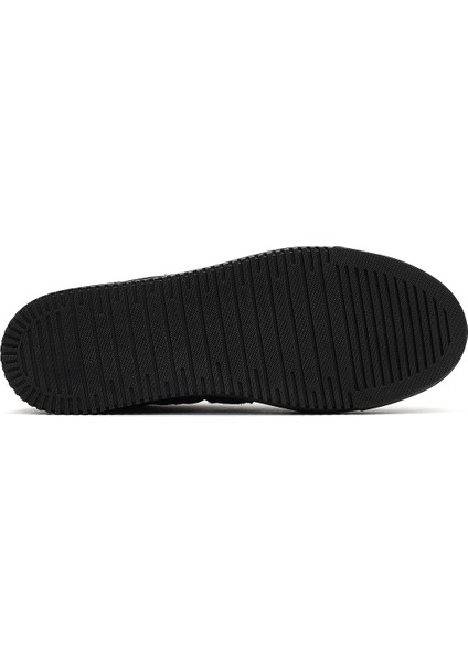 Kadın Siyah Bağcıklı Kalın Tabanlı Desenli Deri Sneaker 25AFD142114 fırsatları
